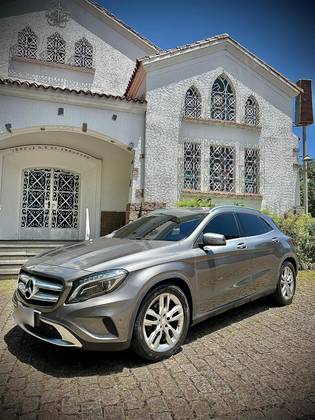 MERCEDES-BENZ GLA 200 1.6 CGI ADVANCE 16V TURBO GASOLINA 4P AUTOMÁTICO